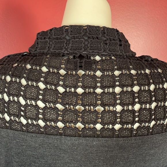 New Mona B dark gray long sleeve blouse - Picture 10 of 16